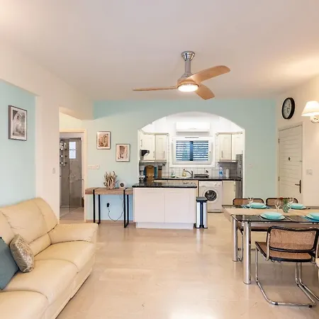 Dalia Seaside 2 Bedroom Apartment With Pool & Garden Paphos Exterior photo