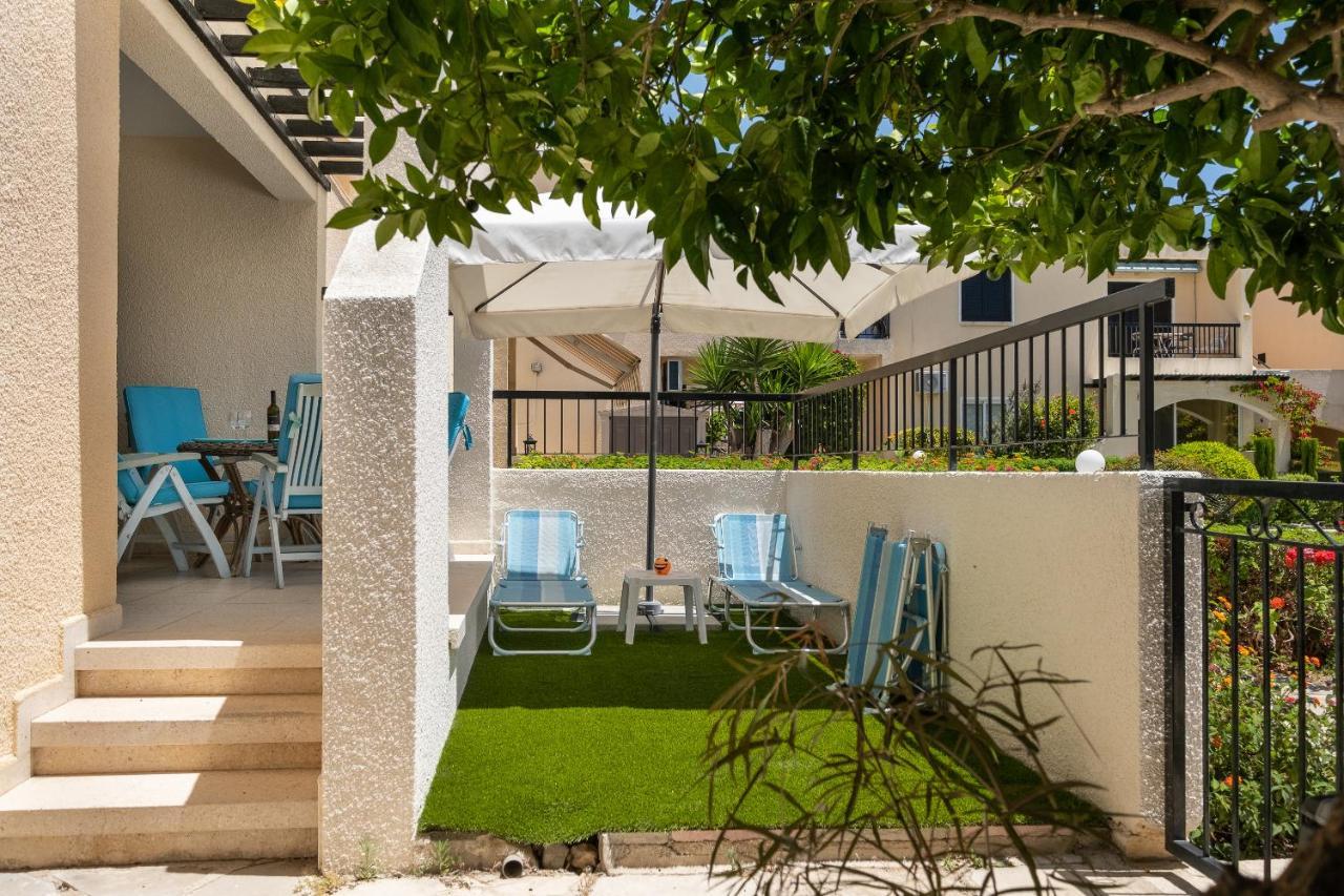 Dalia Seaside 2 Bedroom With Pool & Garden Paphos