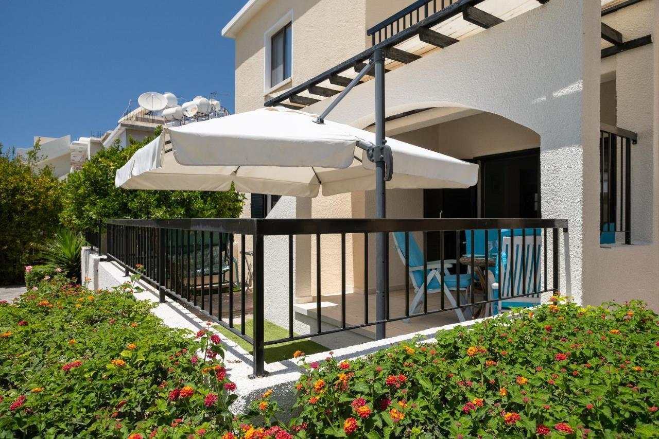 Dalia Seaside 2 Bedroom With Pool & Garden Apartment Paphos