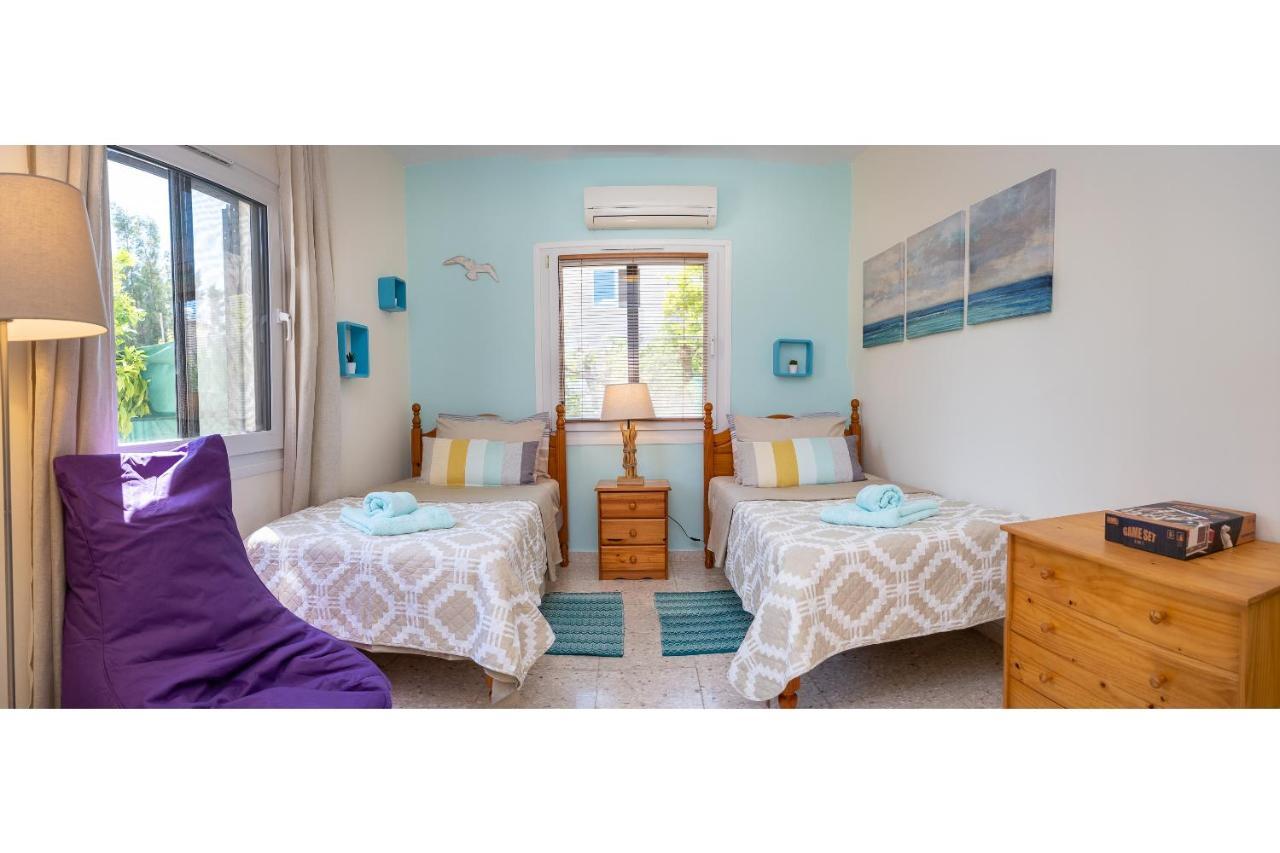 Apartment Dalia Seaside 2 Bedroom With Pool & Garden *