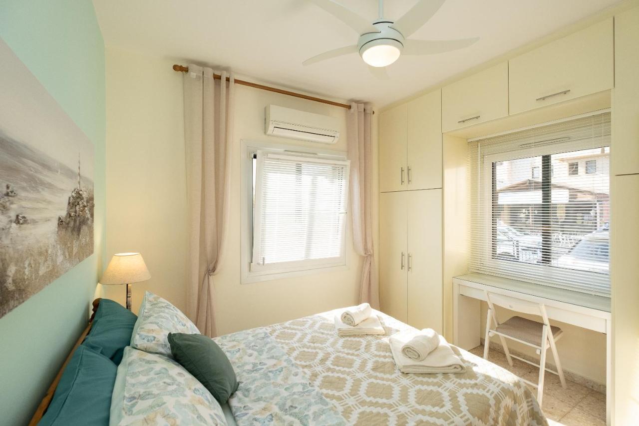Apartment Dalia Seaside 2 Bedroom With Pool & Garden *